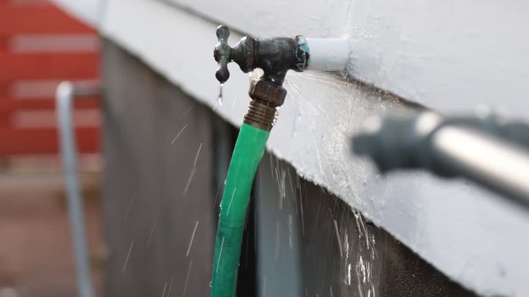 Best Fascia and Soffit Installation  in Jefferson, WI